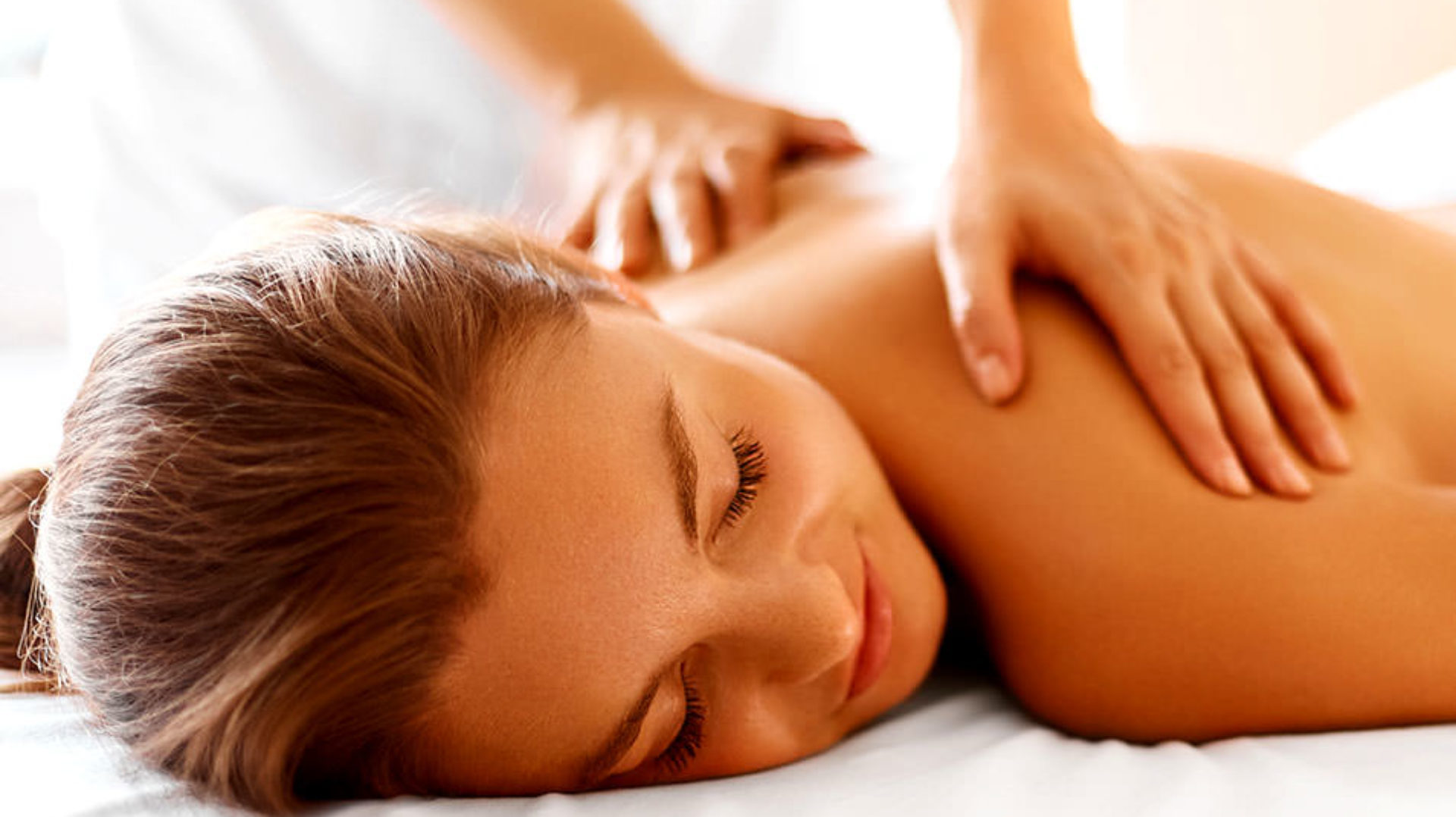 Relax your muscles with massage therapy in Bellevue, WA